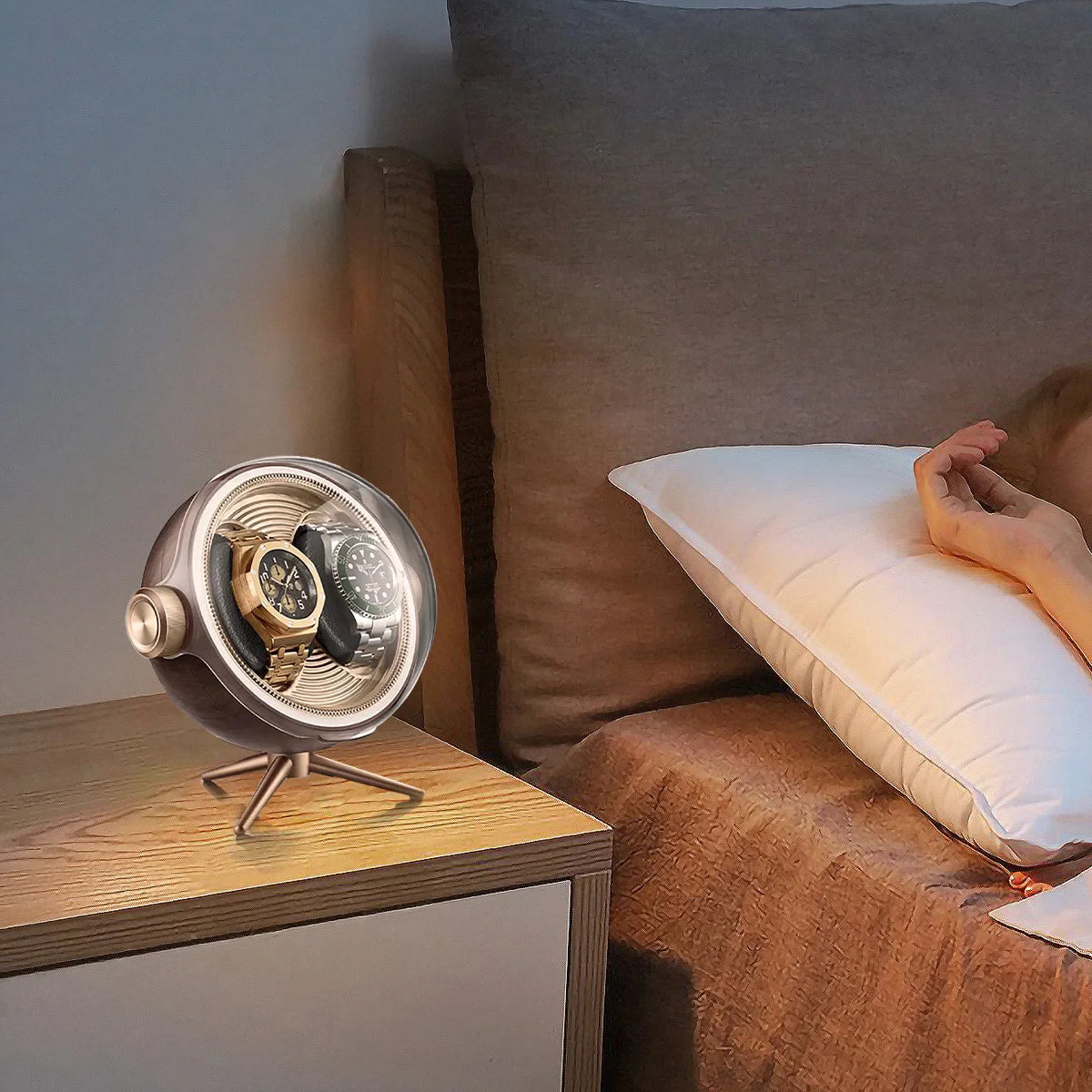 Sleek Watch Rotary Display